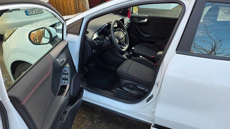 Gebraucht Ford Puma ST-Line 125 PS (91 kW) 2023 Weiß SUV