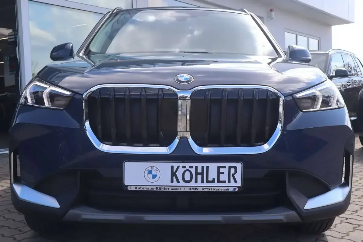 Gebraucht BMW X1 136 PS (100 kW) 2026 Blau SUV