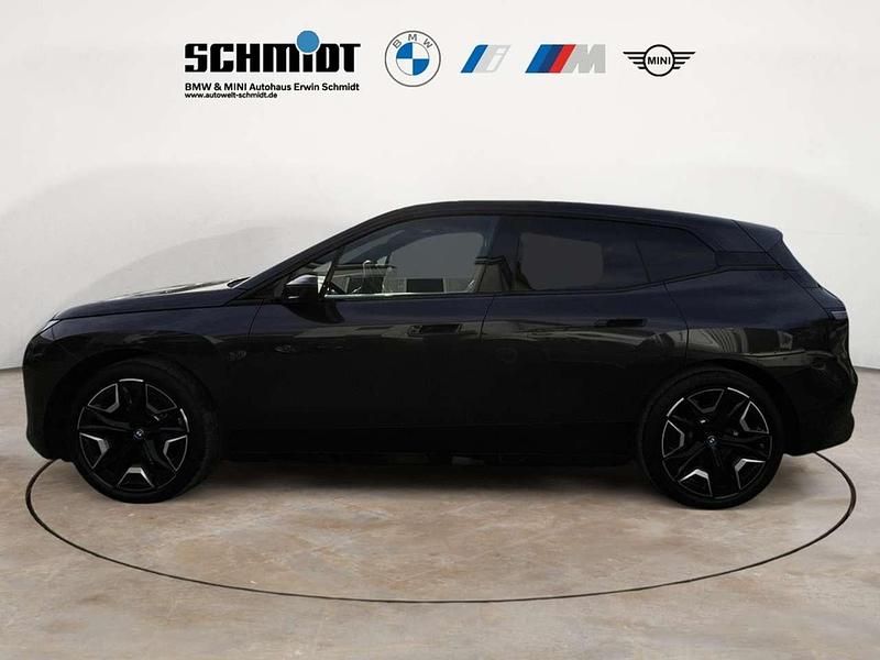 Gebraucht BMW iX 239 kW (326 PS) 2022 Sophistograu brillanteffekt SUV