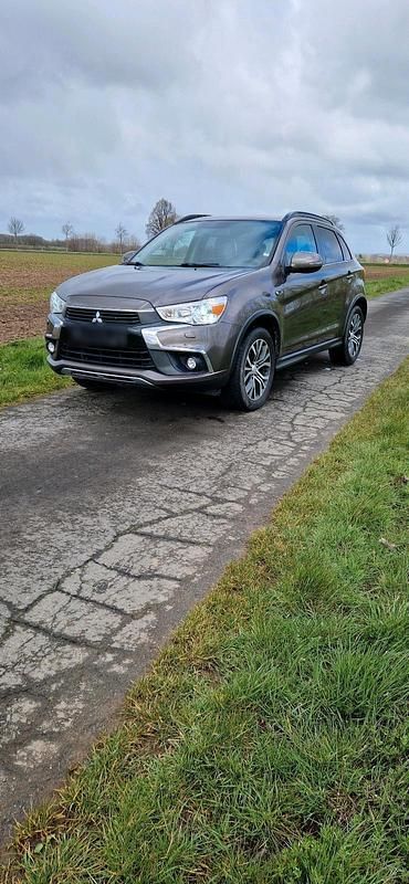 Używany Mitsubishi ASX 150 KM (110 kW) 2016 Brązowy SUV