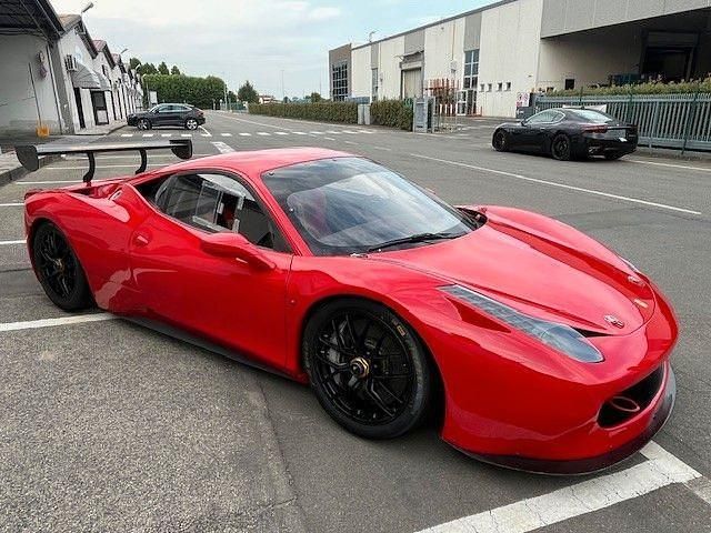 Gebraucht Ferrari 458 570 PS (419 kW) 2011 Rot