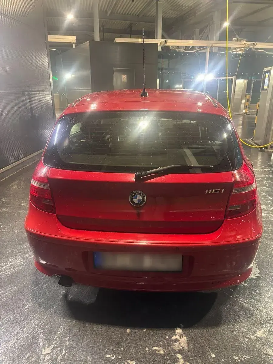 Gebraucht BMW 116 122 PS (89 kW) 2007 Rot Kleinwagen