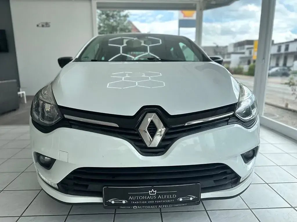 Gebraucht Renault Clio IV LIMITED 73 PS (53 kW) 2017 Weiß Kleinwagen