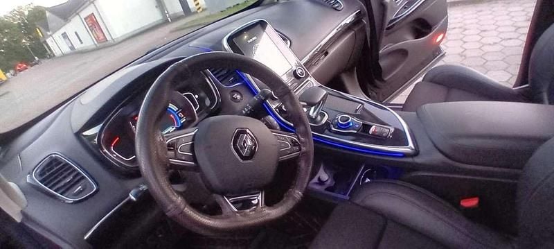 Gebraucht 2017 Renault Espace Intens Van / Kleinbus | 12.000 € (Fairer Preis) - Bild 1/4