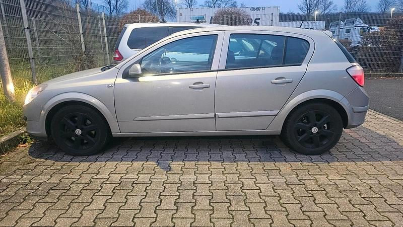 Gebraucht 2006 Opel Astra Kleinwagen | 1.250 € (Teuer) - Bild 1/4