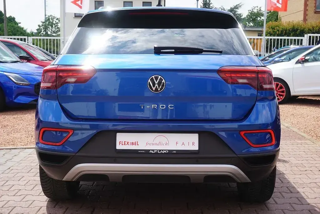 Gebraucht VW T-Roc 110 PS (80 kW) 2023 Blau SUV