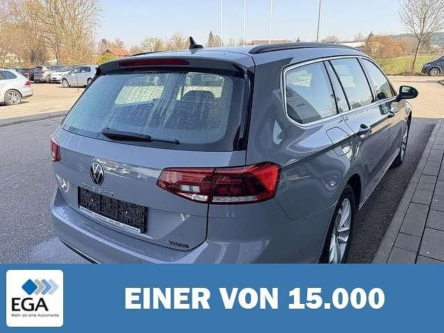 Gebraucht VW Passat Business 200 PS (147 kW) 2022 Grau Kombi