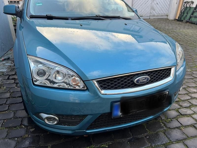 Gebraucht Ford Focus Cabriolet Titanium 145 PS (106 kW) 2008 Grün Cabrio