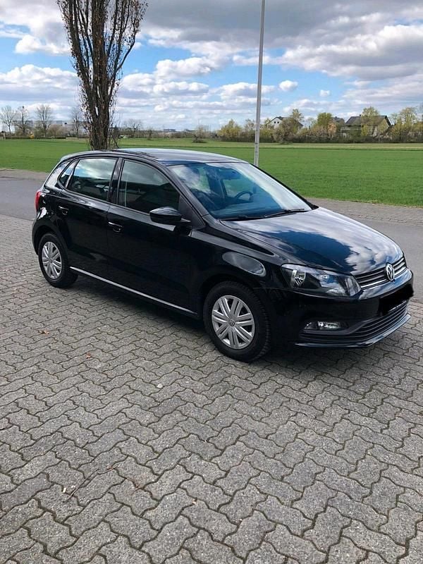 Gebraucht VW Polo 60 PS (44 kW) 2015 Schwarz Kleinwagen