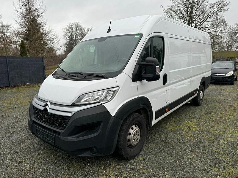 Gebraucht Citroën Jumper 165 PS (121 kW) 2024 Weiß Van / Kleinbus