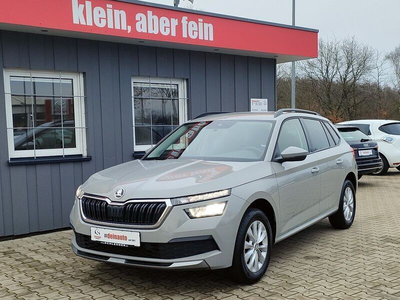 Grau Gebraucht 2021 Skoda Kamiq Ambition SUV | 18.950 € (Etwas zu teuer) - Bild 1/4