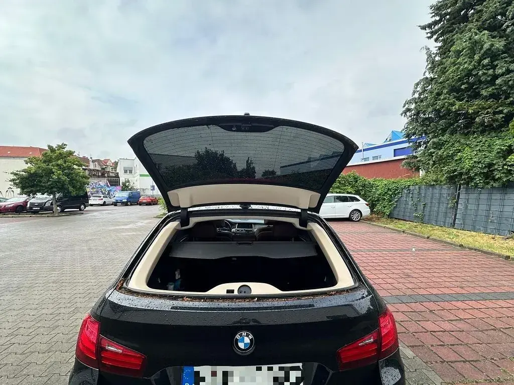 Gebraucht BMW 525 Luxury Line 218 PS (160 kW) 2014 Schwarz Kombi