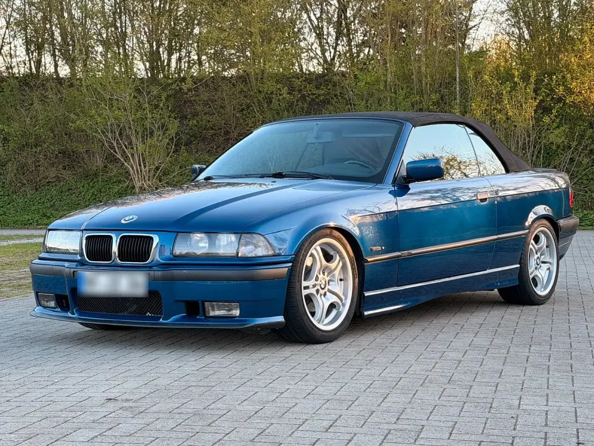 Gebraucht BMW 320 Cabriolet M Sport 150 PS (110 kW) 1997 Blau Cabrio