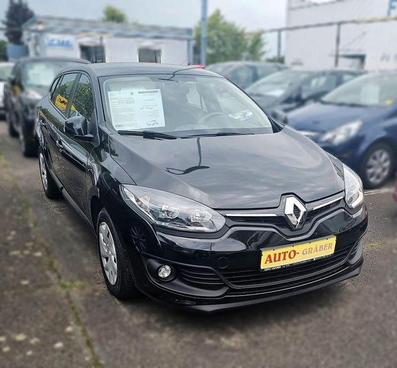 Gebraucht Renault Mégane III Authentique 116 PS (85 kW) 2016 Schwarz Limousine