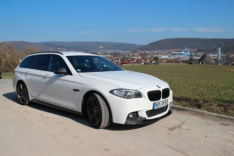 Gebraucht BMW 530 M Performance 320 PS (235 kW) 2016 Weiß Kombi