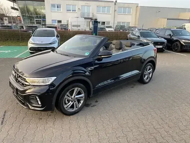 Gebraucht VW T-Roc Cabriolet R-line 150 PS (110 kW) 2025 Deep black perleffekt Cabrio