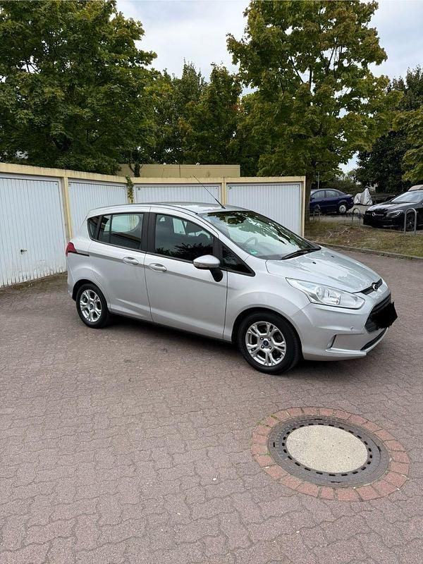 Silber Gebraucht 2015 Ford B-MAX SYNC Edition Van / Kleinbus | 5.650 € (Superpreis) - Bild 1/4