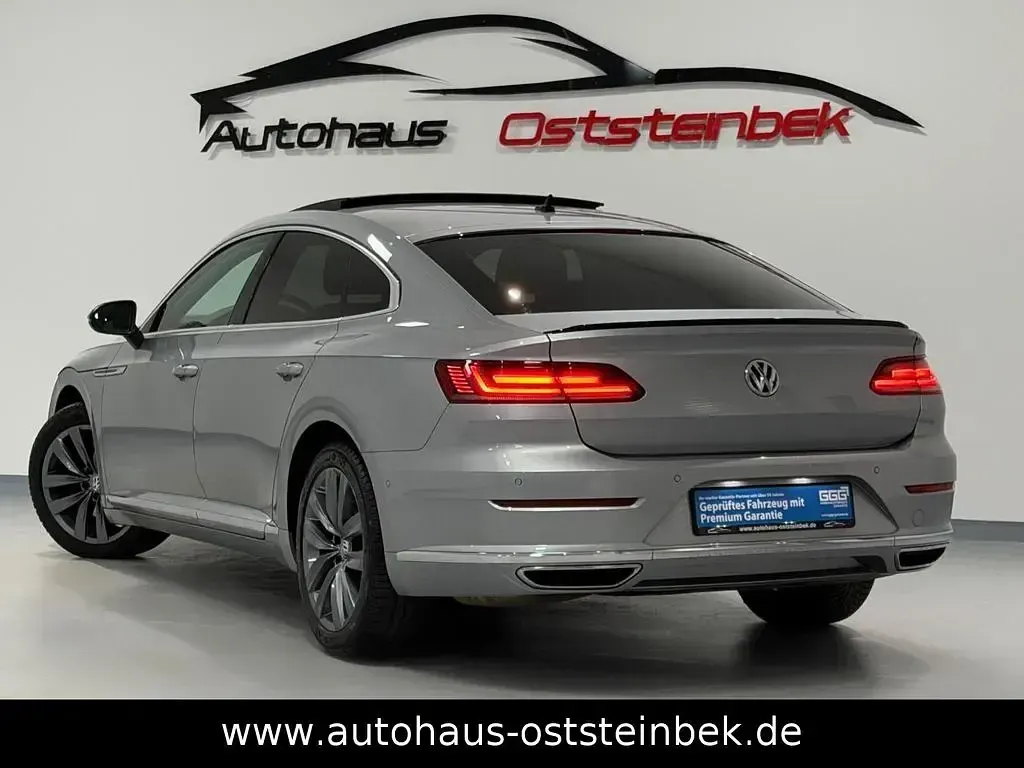 Gebraucht VW Arteon Elegance 239 PS (175 kW) 2017 Silber Kleinwagen