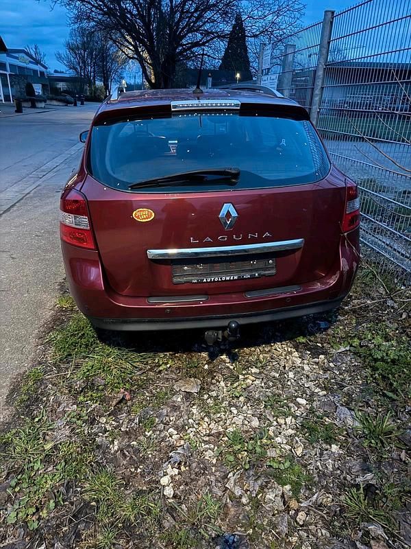 Gebraucht Renault Laguna III 140 PS (102 kW) 2008 Rot Kombi