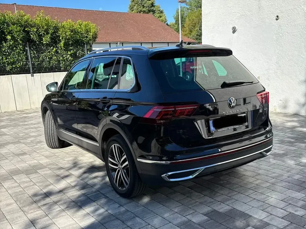 Gebraucht VW Tiguan Elegance 200 PS (147 kW) 2021 Schwarz SUV