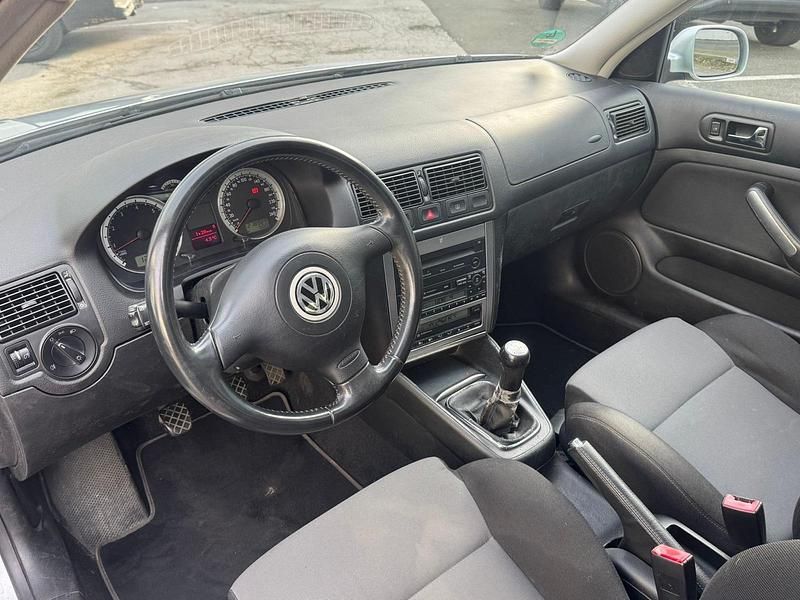 Gebraucht VW Golf IV 116 PS (85 kW) 2002 Grau Limousine