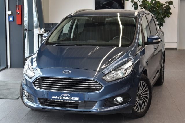 Blau Gebraucht 2019 Ford S-MAX Titanium Van / Kleinbus | 11.550 € (Superpreis) - Bild 1/4