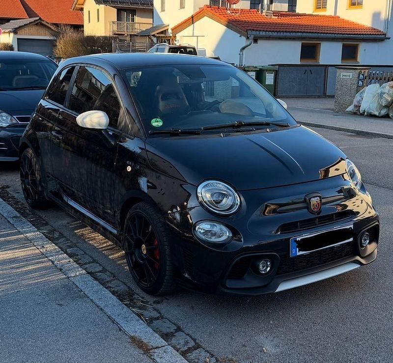 Schwarz Gebraucht 2021 Abarth 595 Competizione Kleinwagen | 22.000 € (Fairer Preis) - Bild 1/4