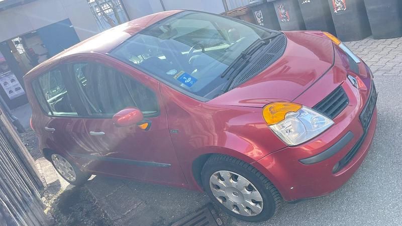 Gebraucht Renault Modus 80 PS (58 kW) 2004 Rot Van / Kleinbus
