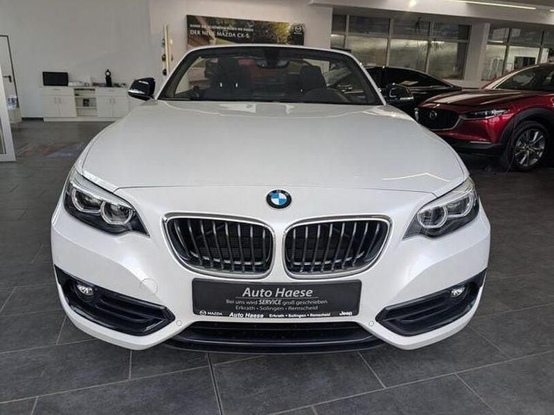 Gebraucht BMW 220 Shadowline 184 PS (135 kW) 2018 Weiss Cabrio