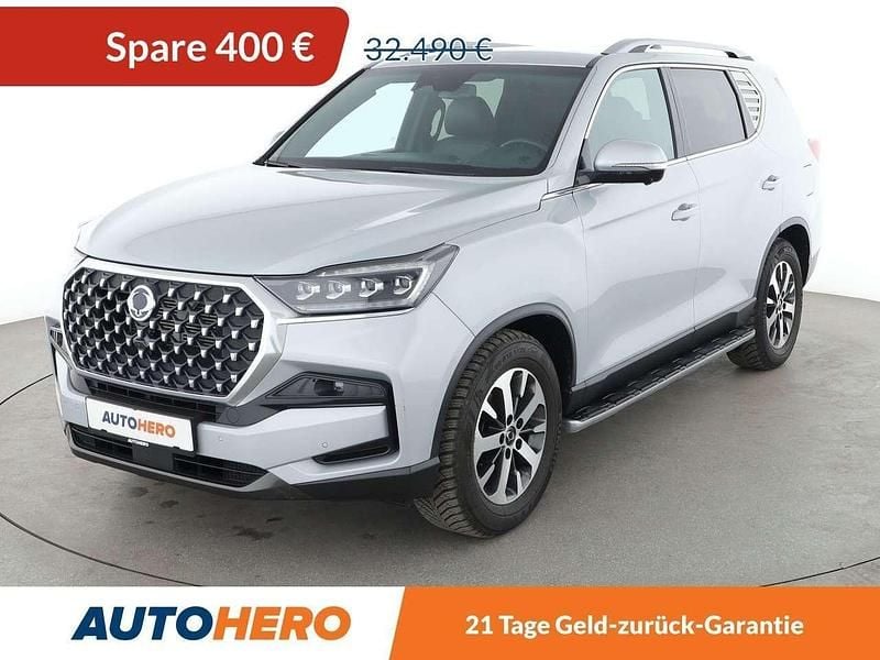 Grau Gebraucht 2021 Ssangyong (KGM) Rexton Crystal SUV | 32.090 € - Bild 1/3