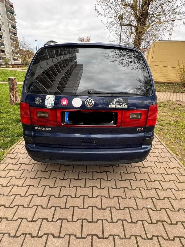 Gebraucht VW Sharan 116 PS (85 kW) 2003 Blau Van / Kleinbus