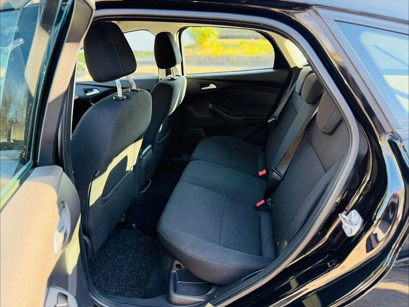 Gebraucht Ford Focus 150 PS (110 kW) 2016 Schwarz Limousine