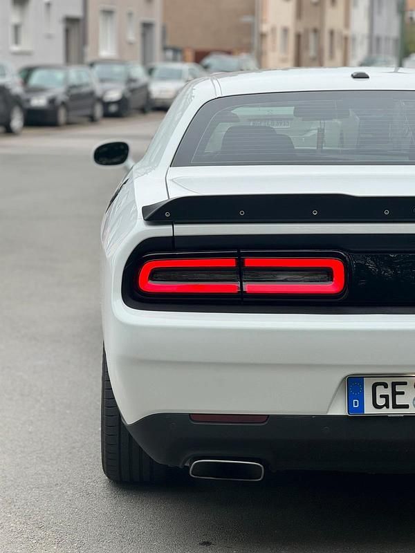 Gebraucht Dodge Challenger 381 PS (280 kW) 2019 Weiß Coupé