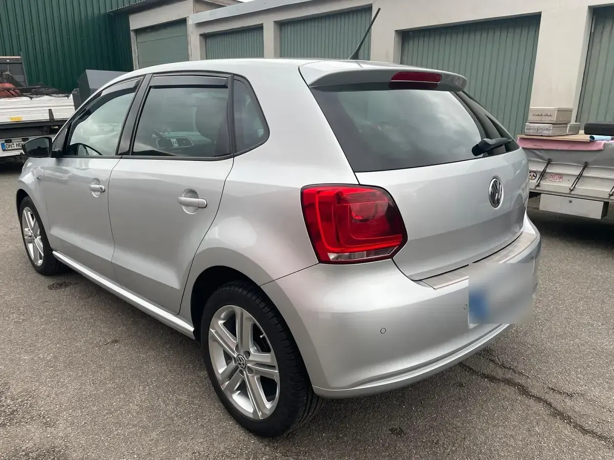 Gebraucht VW Polo Match 69 PS (50 kW) 2012 Silber Kleinwagen