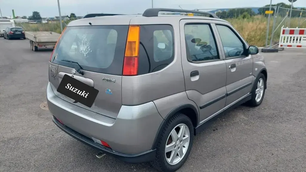 Gebraucht Suzuki Ignis Comfort 99 PS (72 kW) 2005 Silber Kleinwagen