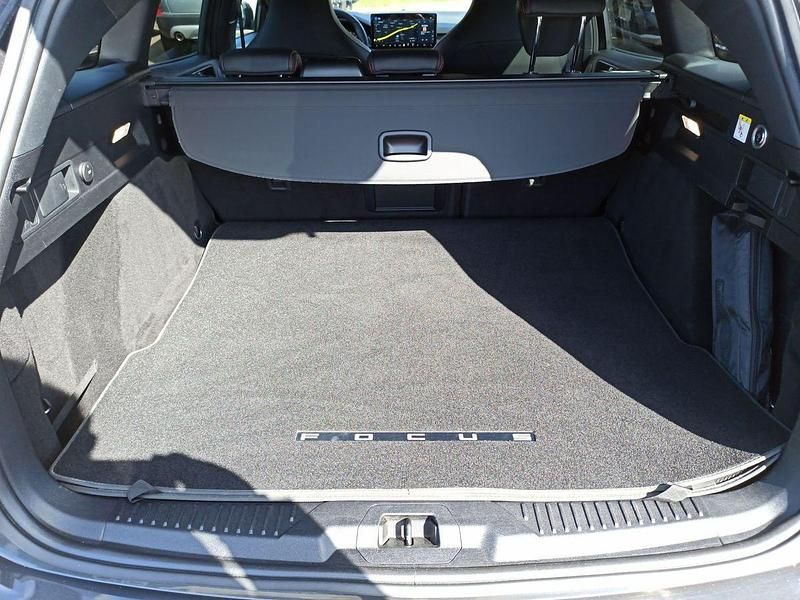 Gebraucht Ford Focus ST 280 PS (205 kW) 2023 Magnetic metallic (