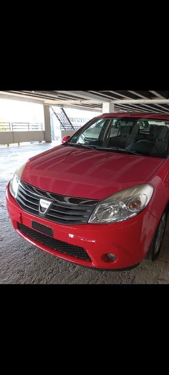 Rot Gebraucht 2009 Dacia Sandero Kleinwagen | 1.950 € (Guter Preis) - Bild 1/4