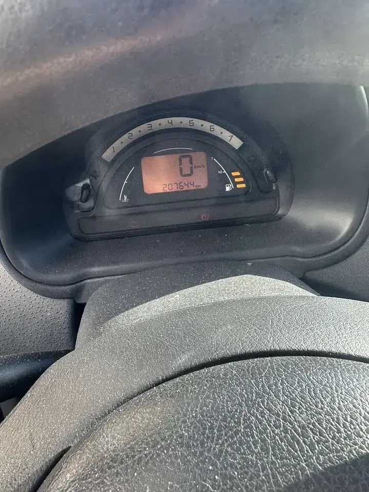 Używany Citroën C3 60 KM (44 kW) 2004 Sedan/Limuzyna