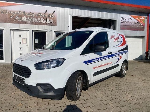 Gebraucht Ford Transit Trend 75 PS (55 kW) 2020 Weiß Pickup