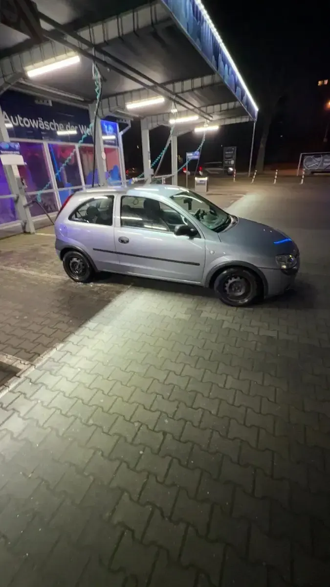 Usata Opel Corsa 60 CV (44 kW) 2003 Blu Utilitaria