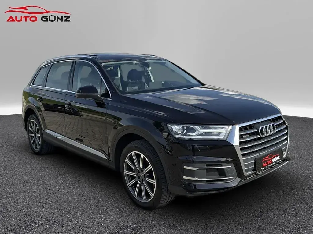Używany Audi Q7 Design 272 KM (200 kW) 2016 Czarny SUV