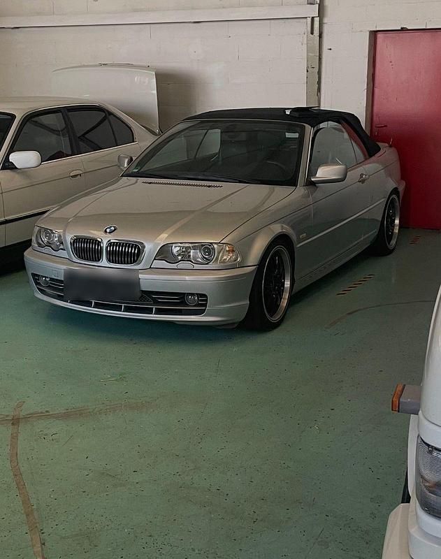 Gebraucht BMW 330 Performance 231 PS (169 kW) 2000 Silber Cabrio