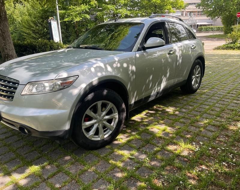 Silber Gebraucht 2007 Infiniti Fx35 SUV | 5.500 € - Bild 1/4