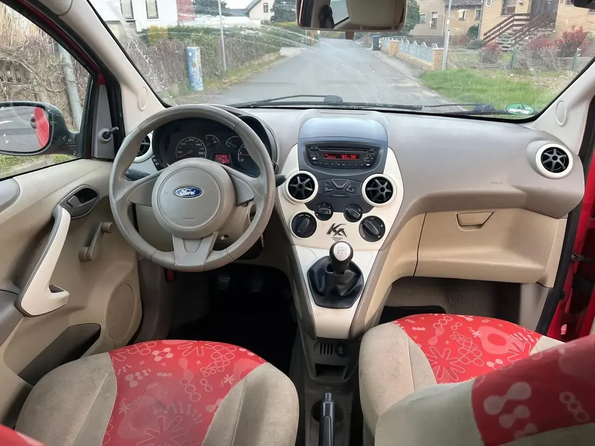Second-hand Ford Ka 65 CP (47 kW) 2009 Roșu Hatchback