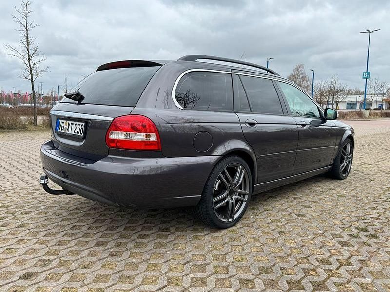 Gebraucht Jaguar X-type Executive 146 PS (107 kW) 2008 Grau Kombi