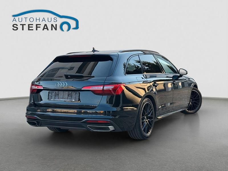 Gebraucht Audi A4 Advanced 204 PS (150 kW) 2020 Schwarz Kombi