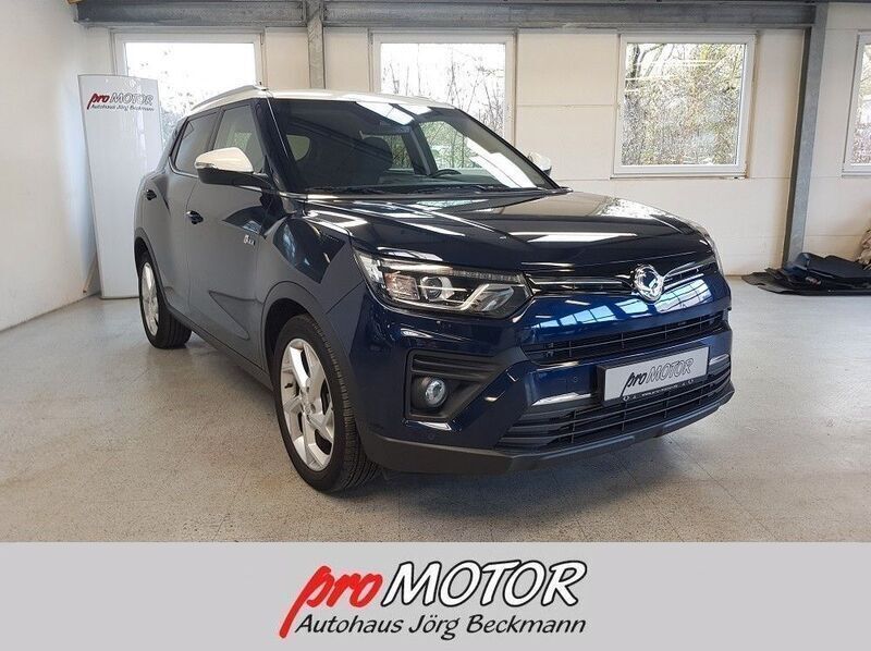 Gebraucht SsangYong Tivoli 163 PS (119 kW) 2021 Blau SUV