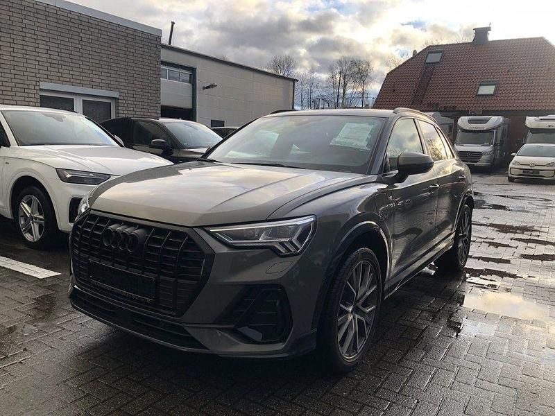 Grau Gebraucht 2021 Audi Q3 Edition .1 SUV | 38.900 € (Fairer Preis) - Bild 1/4