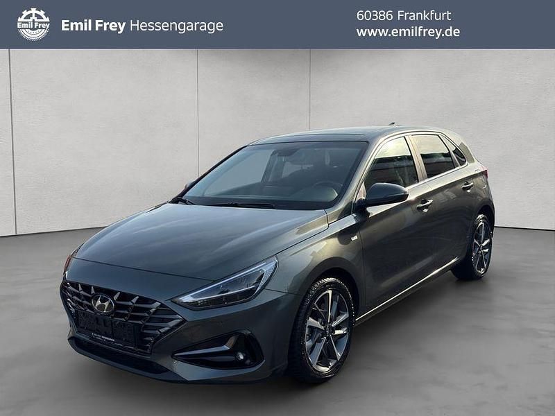 Grau Gebraucht 2024 Hyundai i30 Prime Limousine | 23.950 € (Fairer Preis) - Bild 1/4