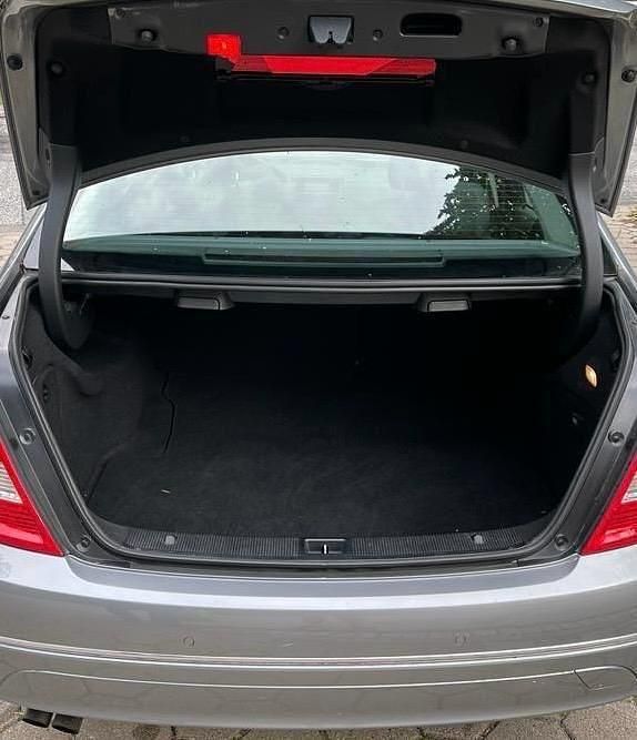 Gebraucht Mercedes C180 156 PS (114 kW) 2008 Grau Limousine